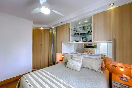 Casa à venda com 252m², 3 quartos e 5 vagasSuíte