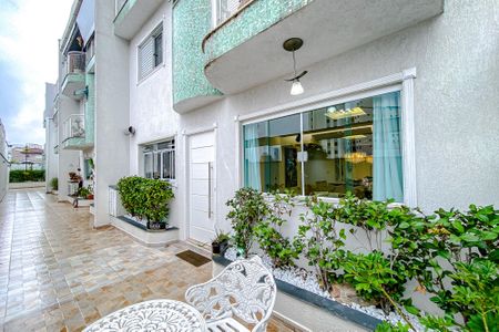 Casa à venda com 252m², 3 quartos e 5 vagasÁrea externa