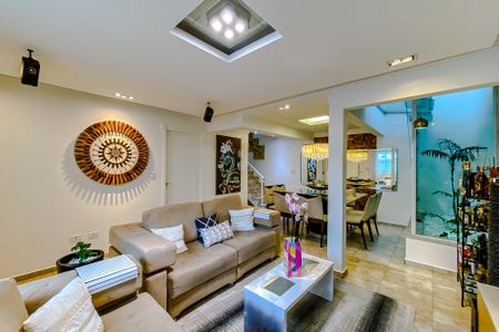 Casa à venda com 252m², 3 quartos e 5 vagasSala
