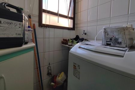 Apartamento à venda com 61m², 1 quarto e 1 vaga Apartamento à venda com 61m², 1 quarto e 1 vagaÁrea de Serviço