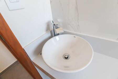 Apartamento à venda com 56m², 2 quartos e sem vaga Apartamento à venda com 56m², 2 quartos e sem vagaBanheiro