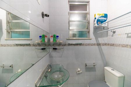 Apartamento à venda com 47m², 1 quarto e sem vaga Apartamento à venda com 47m², 1 quarto e sem vagaBanheiro