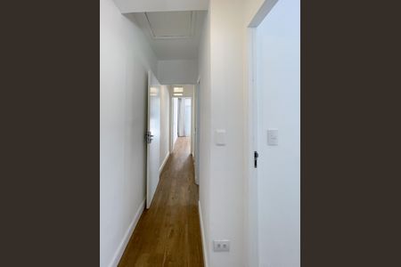 Casa à venda com 180m², 3 quartos e 2 vagas Casa à venda com 180m², 3 quartos e 2 vagasAcesso - Quartos