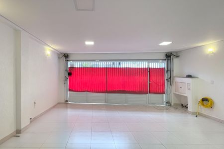 Casa à venda com 180m², 3 quartos e 2 vagas Casa à venda com 180m², 3 quartos e 2 vagasVista - Sala