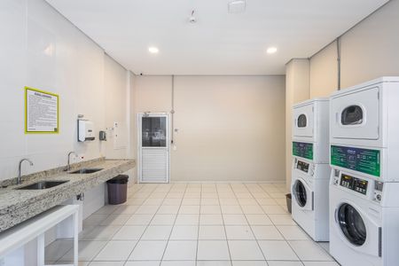 Studio à venda com 30m², 1 quarto e 1 vagaLavanderia