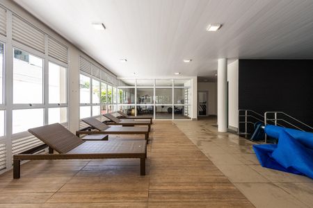 Studio à venda com 30m², 1 quarto e 1 vagaPiscina