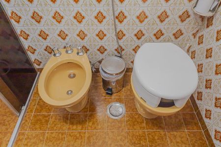 Casa à venda com 350m², 3 quartos e 8 vagasBanheiro