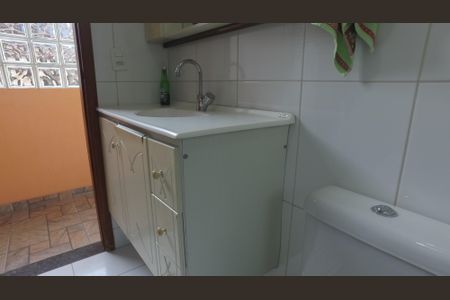 Casa à venda com 225m², 3 quartos e 2 vagasBanheiro de serviço