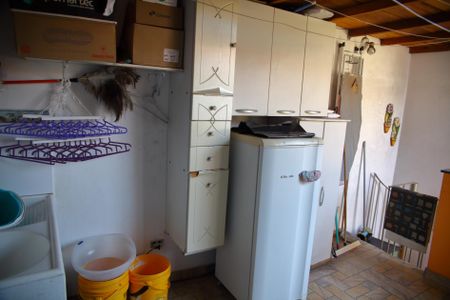 Casa à venda com 225m², 3 quartos e 2 vagasÁrea de Serviço