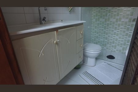 Casa à venda com 225m², 3 quartos e 2 vagasBanheiro de serviço