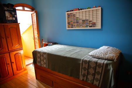 Casa à venda com 225m², 3 quartos e 2 vagasQuarto 3