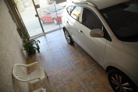 Casa à venda com 225m², 3 quartos e 2 vagasGaragem