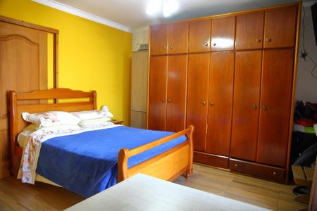 Casa à venda com 225m², 3 quartos e 2 vagasQuarto 2