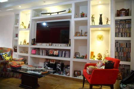 Casa à venda com 225m², 3 quartos e 2 vagasSala