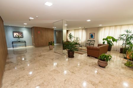 Apartamento à venda com 117m², 3 quartos e 1 vaga Apartamento à venda com 117m², 3 quartos e 1 vagaHall de entrada