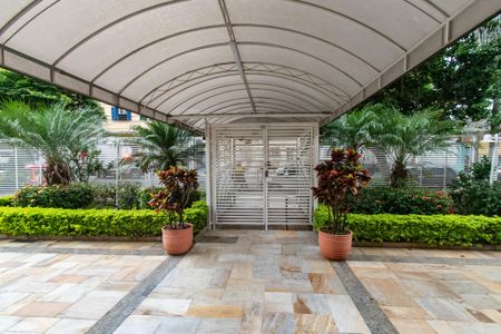 Apartamento à venda com 117m², 3 quartos e 1 vaga Apartamento à venda com 117m², 3 quartos e 1 vagaÁrea comum