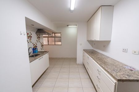 Apartamento à venda com 117m², 3 quartos e 1 vaga Apartamento à venda com 117m², 3 quartos e 1 vagaCozinha