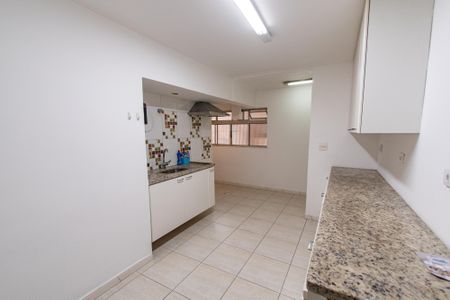 Apartamento à venda com 117m², 3 quartos e 1 vaga Apartamento à venda com 117m², 3 quartos e 1 vagaCozinha