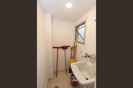 Apartamento à venda com 117m², 3 quartos e 1 vaga Apartamento à venda com 117m², 3 quartos e 1 vagaÁrea de serviço