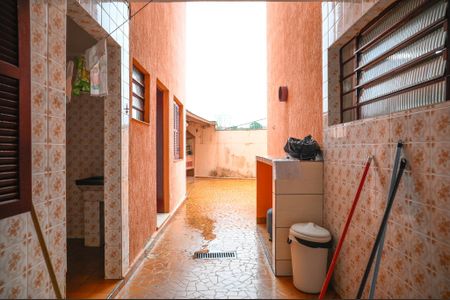 Casa à venda com 350m², 3 quartos e 3 vagas Casa à venda com 350m², 3 quartos e 3 vagasQuintal