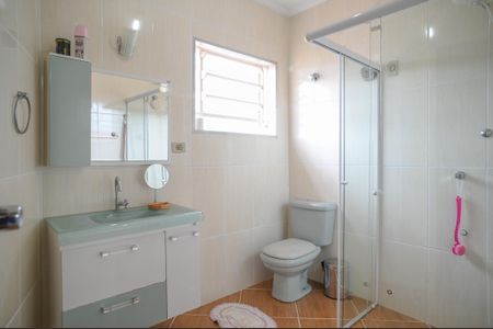 Casa à venda com 350m², 3 quartos e 3 vagas Casa à venda com 350m², 3 quartos e 3 vagasBanheiro Quarto 3 - Suite
