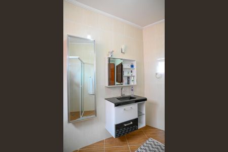 Casa à venda com 350m², 3 quartos e 3 vagas Casa à venda com 350m², 3 quartos e 3 vagasBanheiro Quarto 1 - Suite