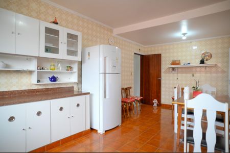Casa à venda com 350m², 3 quartos e 3 vagas Casa à venda com 350m², 3 quartos e 3 vagasCozinha