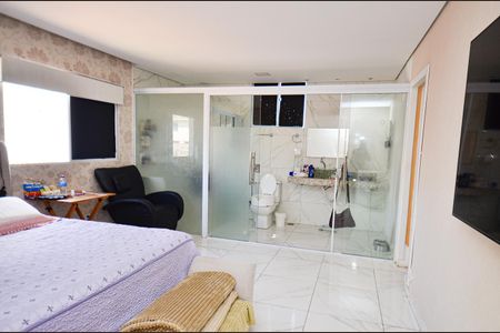 Casa à venda com 360m², 5 quartos e 2 vagas Casa à venda com 360m², 5 quartos e 2 vagasSuite