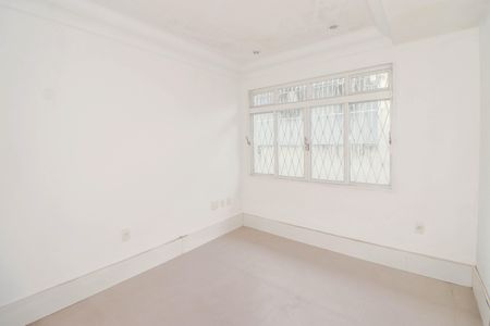 Casa à venda com 268m², 5 quartos e 3 vagas Casa à venda com 268m², 5 quartos e 3 vagasQuarto 1