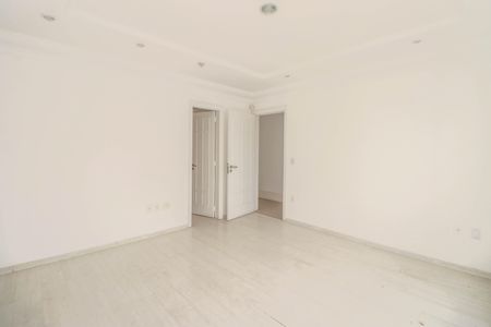 Casa à venda com 268m², 5 quartos e 3 vagas Casa à venda com 268m², 5 quartos e 3 vagasSuíte