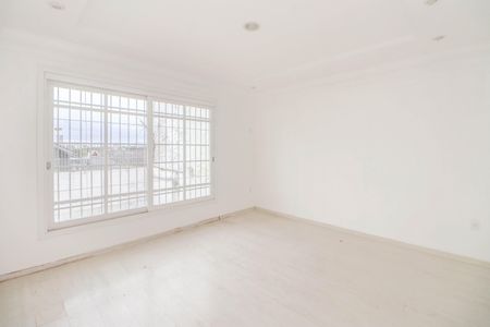 Casa à venda com 268m², 5 quartos e 3 vagas Casa à venda com 268m², 5 quartos e 3 vagasSuíte