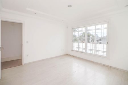 Casa à venda com 268m², 5 quartos e 3 vagas Casa à venda com 268m², 5 quartos e 3 vagasSuíte