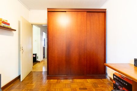 Casa à venda com 198m², 2 quartos e 2 vagas Casa à venda com 198m², 2 quartos e 2 vagasQuarto 1