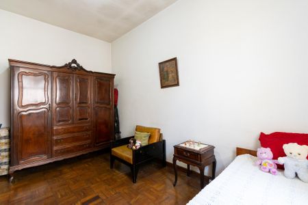 Casa à venda com 198m², 2 quartos e 2 vagas Casa à venda com 198m², 2 quartos e 2 vagasQuarto 2