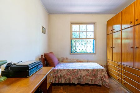 Casa à venda com 198m², 2 quartos e 2 vagas Casa à venda com 198m², 2 quartos e 2 vagasQuarto 1