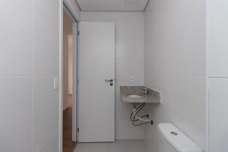Apartamento à venda com 55m², 2 quartos e 2 vagas Apartamento à venda com 55m², 2 quartos e 2 vagasBanheiro