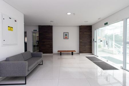 Apartamento à venda com 55m², 2 quartos e 2 vagas Apartamento à venda com 55m², 2 quartos e 2 vagasHall social