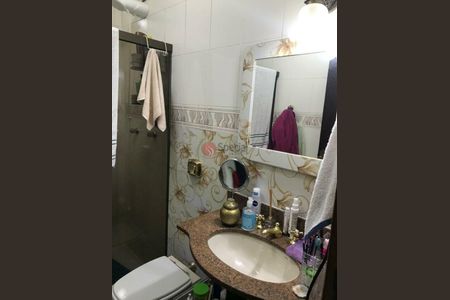 Casa à venda com 106m², 3 quartos e 4 vagas