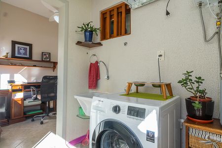 Casa à venda com 200m², 4 quartos e 2 vagasÁrea de Serviço