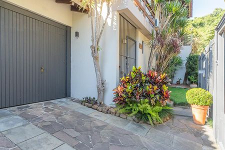 Casa à venda com 200m², 4 quartos e 2 vagasJardim