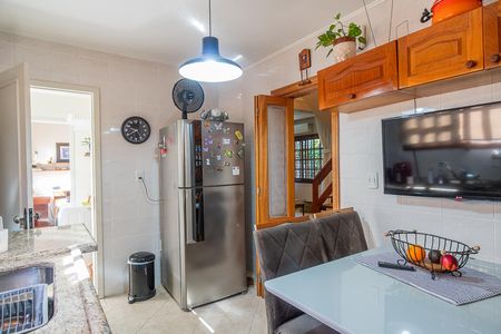 Casa à venda com 200m², 4 quartos e 2 vagasCozinha