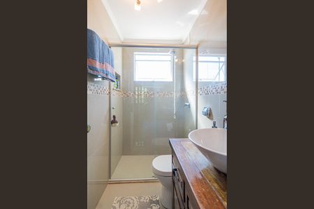 Casa à venda com 200m², 4 quartos e 2 vagasBanheiro Social