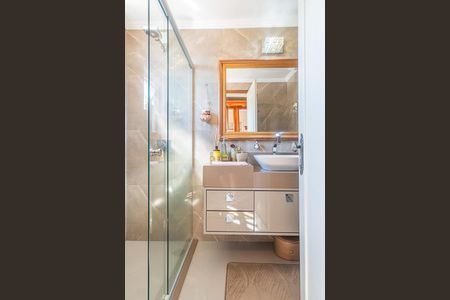 Casa à venda com 200m², 4 quartos e 2 vagasBanheiro da Suíte