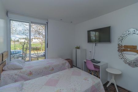 Casa à venda com 450m², 4 quartos e 2 vagas Casa à venda com 450m², 4 quartos e 2 vagasFoto 36