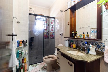 Casa à venda com 200m², 3 quartos e 2 vagas Casa à venda com 200m², 3 quartos e 2 vagasBanheiro da Suíte