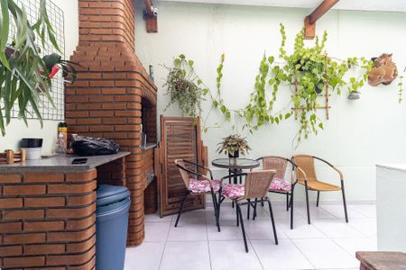 Casa à venda com 200m², 3 quartos e 2 vagas Casa à venda com 200m², 3 quartos e 2 vagasÁrea da Churrasqueira