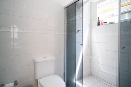 Casa à venda com 100m², 3 quartos e 3 vagasBanheiro da Suíte