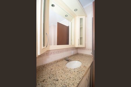 Apartamento à venda com 124m², 3 quartos e 1 vaga Apartamento à venda com 124m², 3 quartos e 1 vagaBanheiro 2