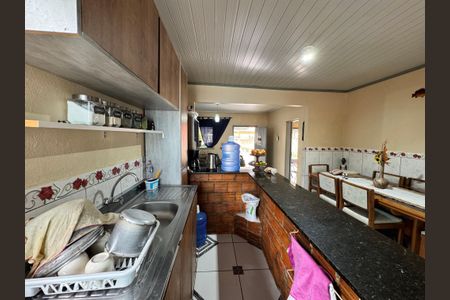 Casa à venda com 80m², 1 quarto e 2 vagasCozinha