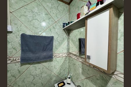 Casa à venda com 80m², 1 quarto e 2 vagasBanheiro